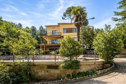 Elegant Mountain Villa just 30km to Barcelona in Corbera de Llobregat