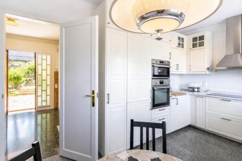 Elegant Mountain Villa just 30km to Barcelona in Corbera de Llobregat