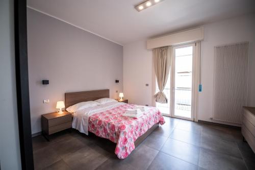  Porta Galileo l Comfort Rooms & Parking in Parma