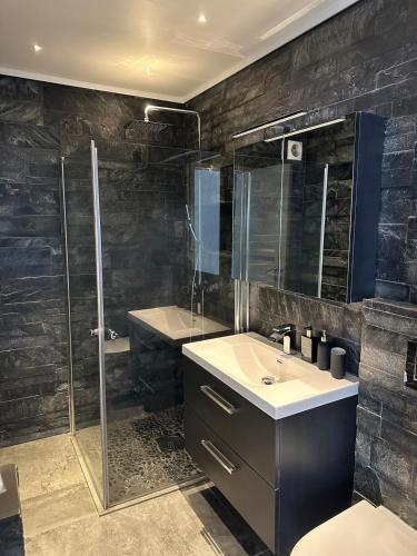 Sunny & Spacious Apartment in Lund, Ideal for Summer Trips in คริสเตียนแซนด์