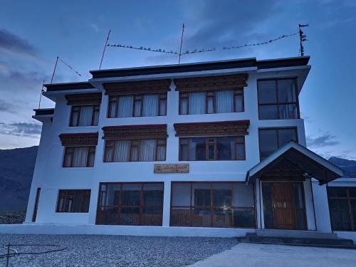 LHARI ZANSKAR hotel in Padum