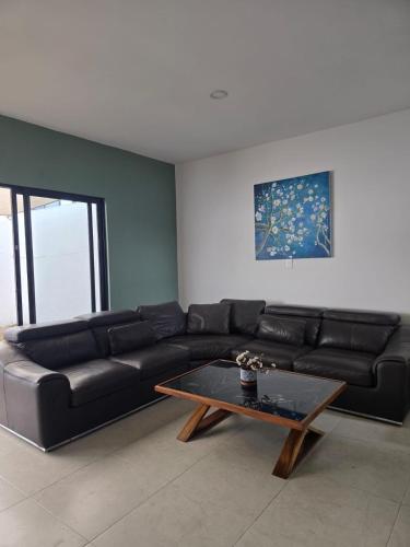 Spacious house in Real Campestre, country area in Multiochenta