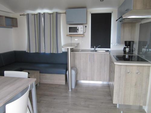 virtuve, Camping du Mouchet in Lusaka Lešato