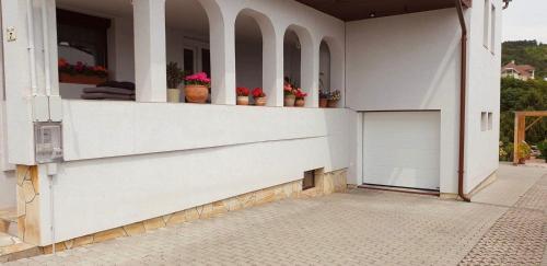 Exterior view, Villa Atlas - Panoramas Pihenohely a Balatonnal in Gyenesdias