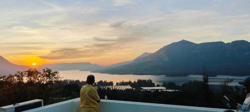 Yatri Lakeview Villa – khách sạn tại Mulshi