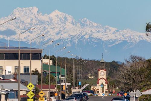 Joy on Jollie - Your home away from home in Hokitika