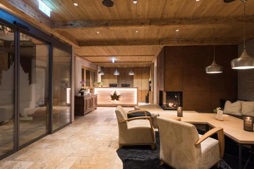 לובי, Hotel Winterbauer in Flachau