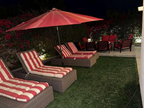 The Coachella Gem weekly discounts in Coachella, USA