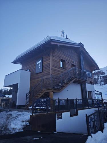 Contin Apartment