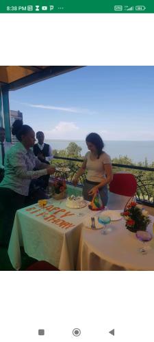 PALM PALACE Best BUDGET HOTEL & TOUR Options s in Bahir Dar