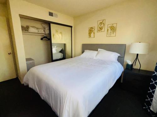 1Bd Prime Westwood Location One Block from UCLA