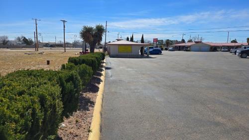 Desert Hills Motel – Hobbs, NM