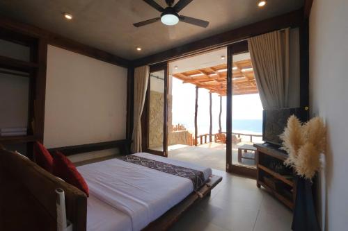 Long Hải Channel Beach Resort in Long Hai Beach