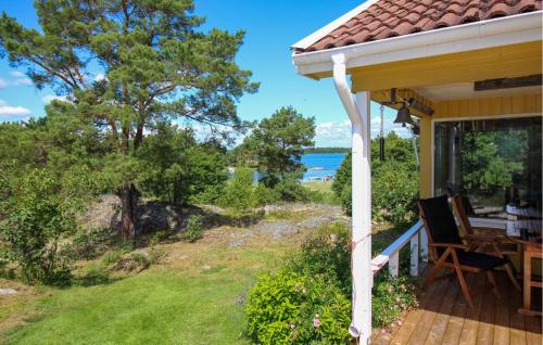 Skats, 4 Bedroom Pet Friendly Home In Vikbolandet in Arkosund