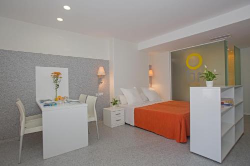 Apartamentos Mix Bahia Real - image 12