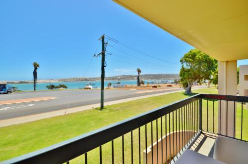 Riverview Holiday Waterfront Apt 23 - 1st Floor - Kalbarri WA