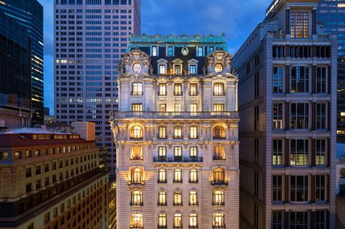 The St. Regis New York, Нью-Йорк