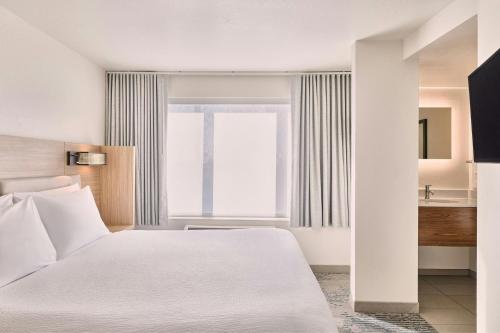 SpringHill Suites Phoenix Glendale/Peoria - image 34