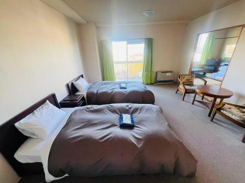 room detail thumbnail 0