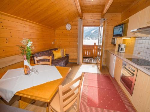 廚房, Cozy holiday apartment close to the slopes in 克雷納爾
