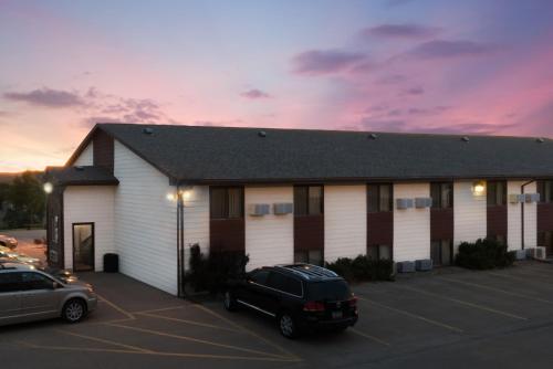 View, Super 8 By Wyndham Chamberlain Sd in Chamberlain (SD)