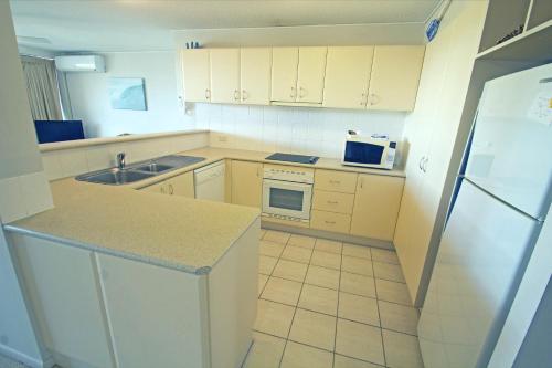 Surf Club Apartments Sunshine Coast