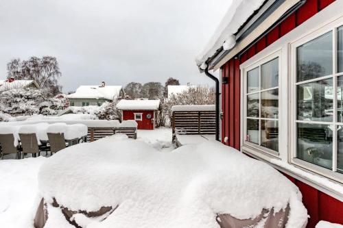 Amazing place Avicii and 3Arena 6B2B with hot tub in Skarpnäcks Gård