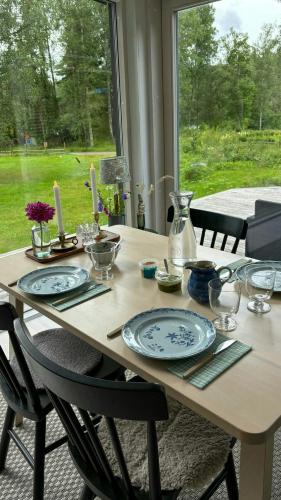 Viesnīcas āriene, Modern Stuga Med Bastu Vid Insjön I Bjäsäter (Modern Stuga Med Bastu Vid Insjon I Bjasater) in Vreta Kloster