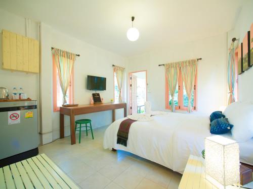 room detail thumbnail 0