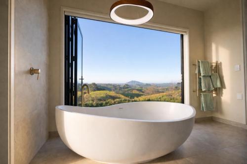 Golden Ridge Retreat in Otorohanga