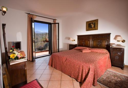 Superior Double or Twin Room with Mountain View