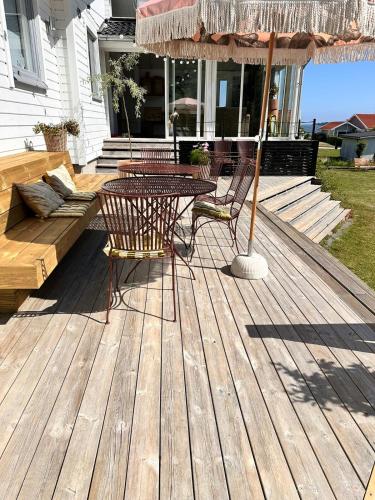Viesnīcas āriene, Holiday home with lake view Torsö, Lake Vänern (Holiday home with lake view Torso, Lake Vanern) in Torso