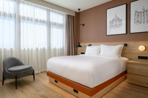 room detail thumbnail 0