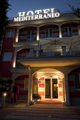 Hotel Mediterraneo - 출입구