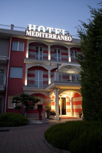 Hotel Mediterraneo - 출입구