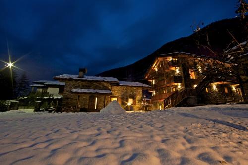 Le Petit Coeur Residence De Montagne - Accommodation - La Salle