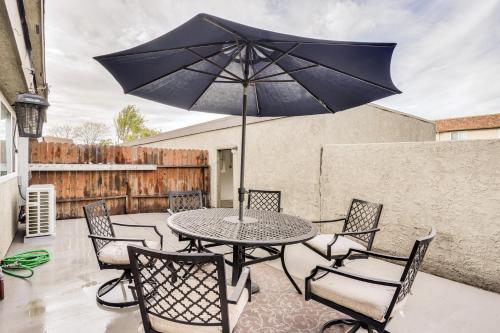 Rental with Pool Access about 8 Mi to Disneyland in La Palma, USA