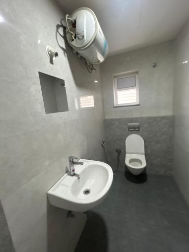 Cozy homestay at Manikonda - image 2