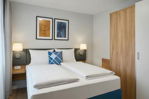GHOTEL hotel & living Hannover - image 19