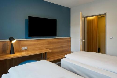 GHOTEL hotel & living Hannover - image 43