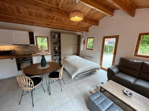 Le Chalet in Châtel-Censoir
