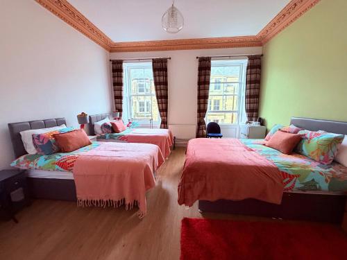 @Part Bernard Rooms