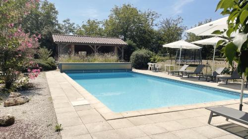 Bassein, Anémone - Gîte voor 8 Personen (Anemone - Gite voor 8 Personen) in Meyrals