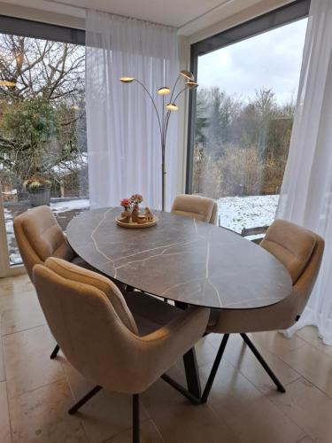 Seadmed, Ferien-Appartement in Strohn