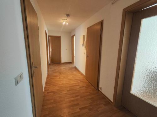 schöne 4 Raum, 4 - 7 Bett FeWo in Staßfurt (schone 4 Raum, 4 - 7 Bett FeWo in Staßfurt) in Stassfurt