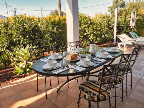 Garden, Villa paisible 3 chambres proche Albufeira in Paderne