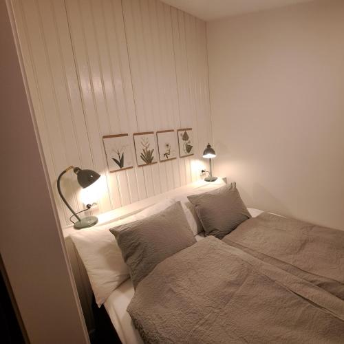 Cute gardenhouse close to Stockholm City in 솔나