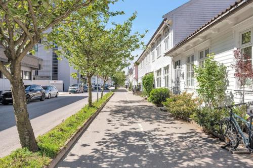 Pristine apt with private sauna and balcony in Oddemarka