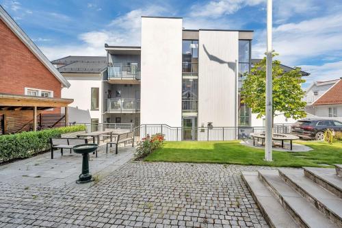 Pristine apt with private sauna and balcony in Oddemarka