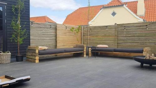 外部景觀, A Sparkling Sea View And Waves In Juelsminde in 尤爾斯明納鎮中心